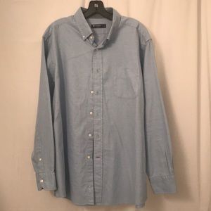 Long sleeve blue Daniel Cremieux button down shirt